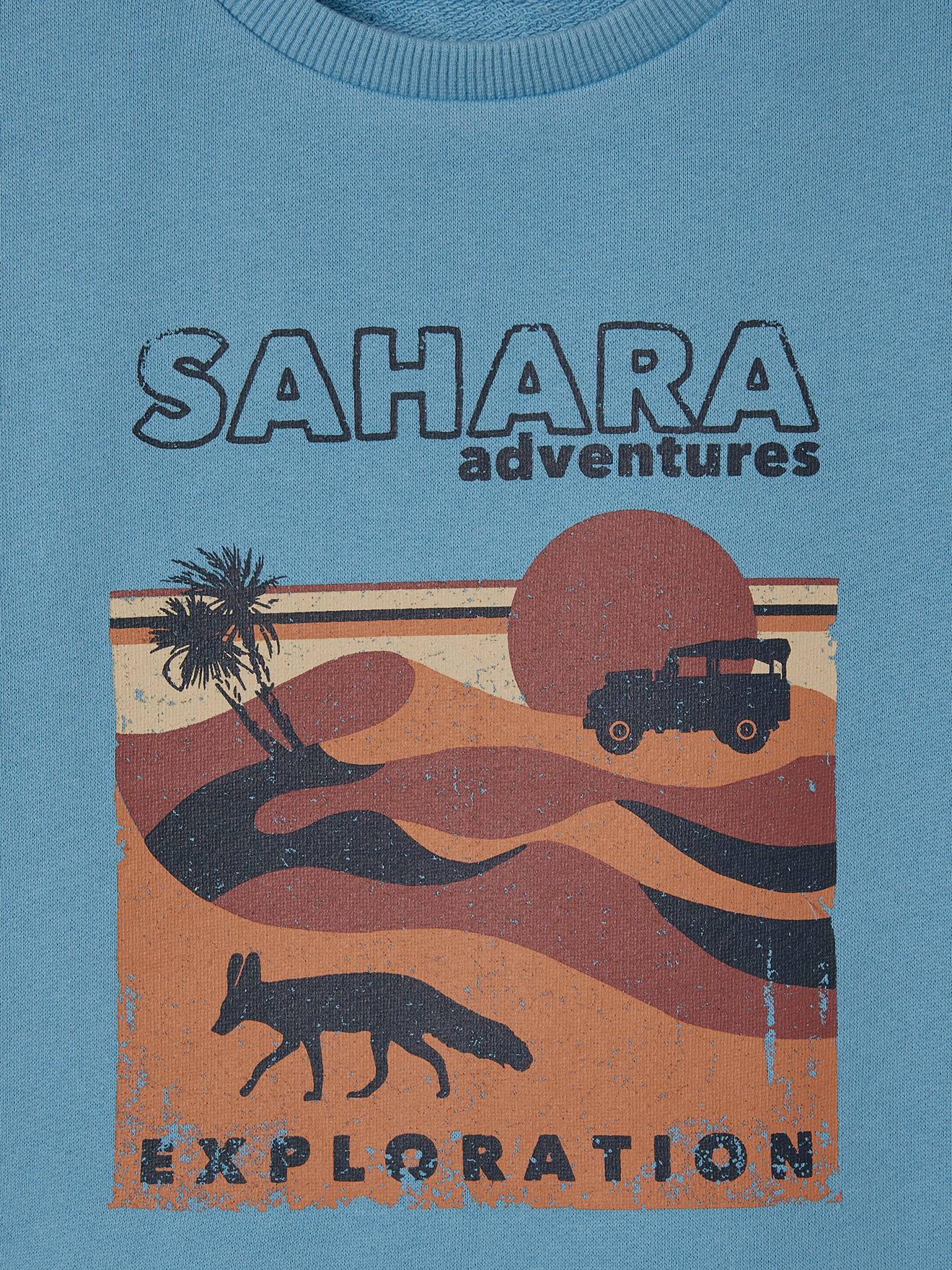 Camiseta de manga curta com estampa do Saara, para meninos, azul claro liso com motivos.