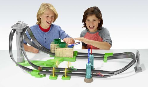 Hot Wheels Mario Kart Circuit Lite Track Set