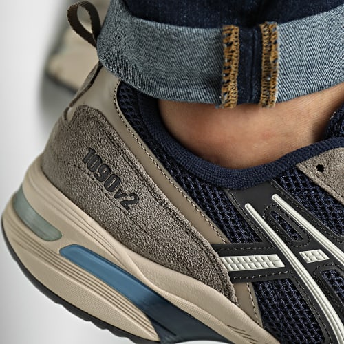 Baskets Gel 1090 V2 1203A224 Midnight Dark Sepia