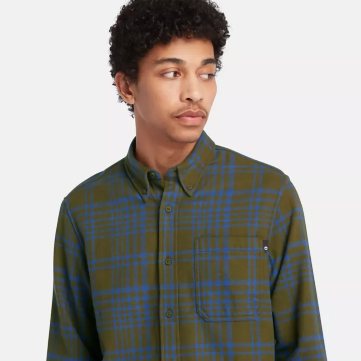 Camisa xadrez de flanela grossa para homem na cor verde-escura