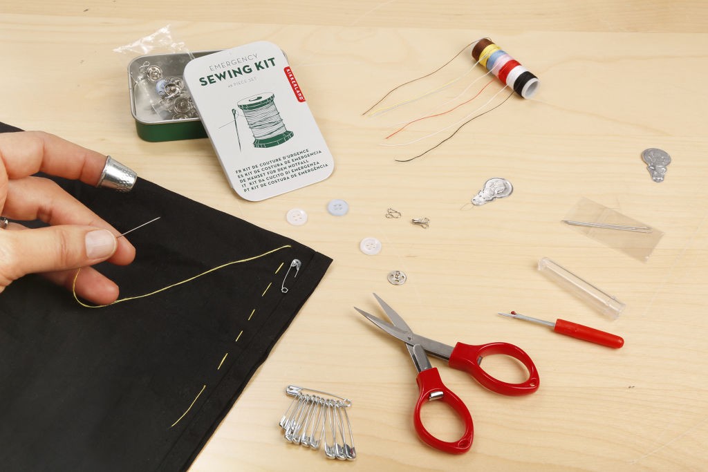 Emergency Sewing Kit (CD134)