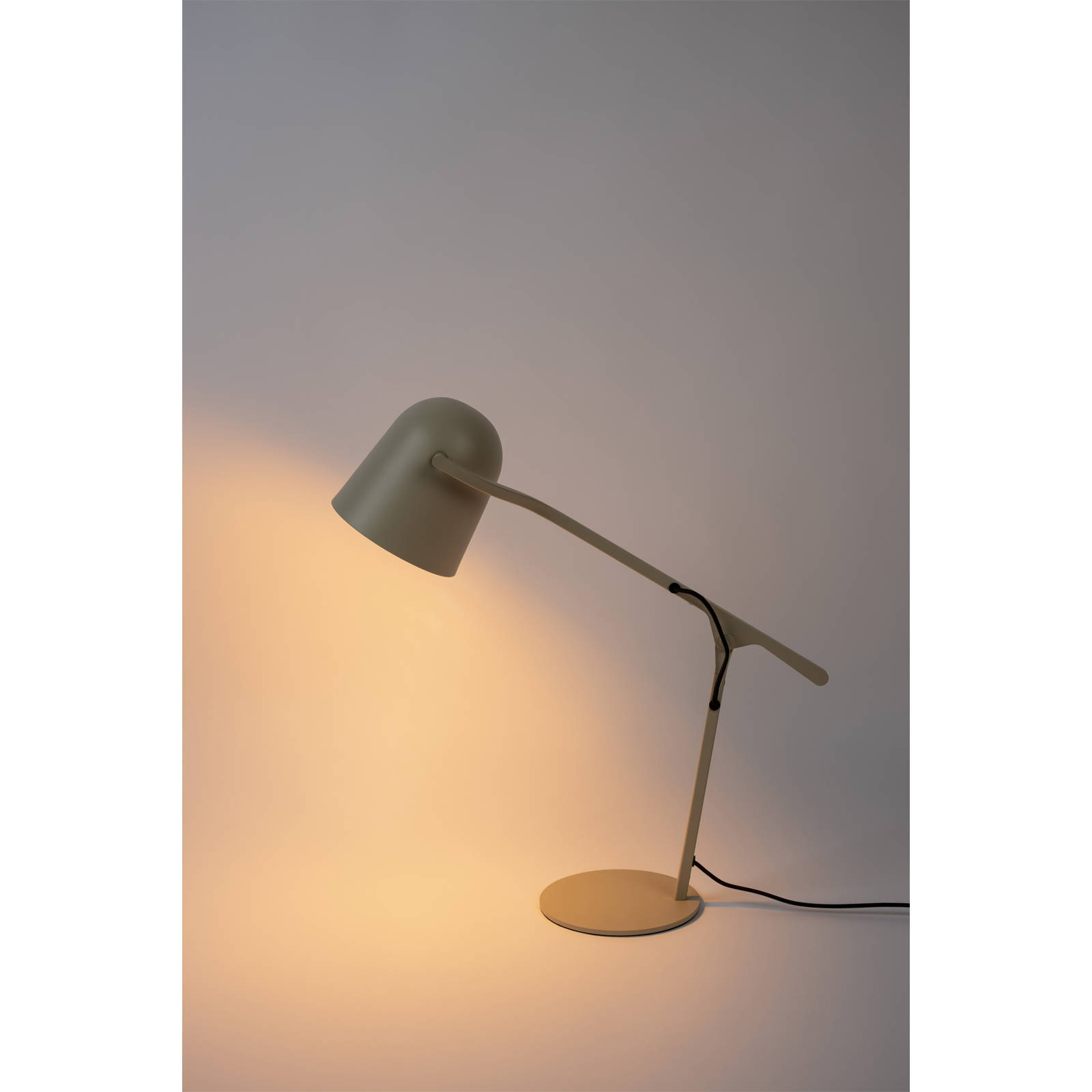 Zuiver Zuiver Lau Tafellamp/ Bureaulamp Beige