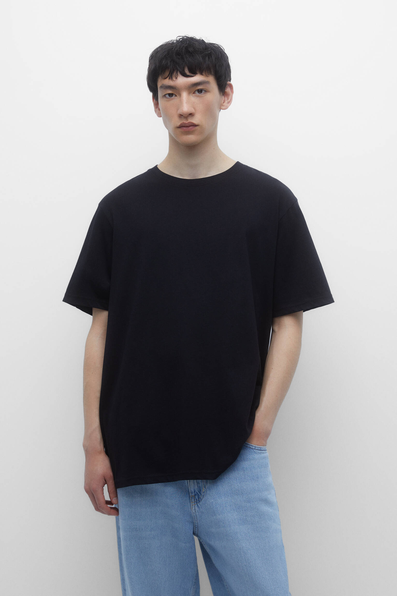 Conjunto de 2 camisetas - branca/preta