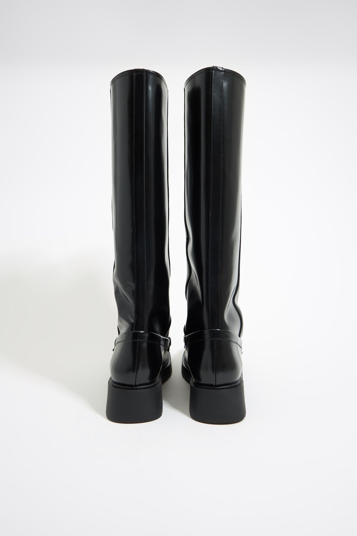 bota alta de couro preto