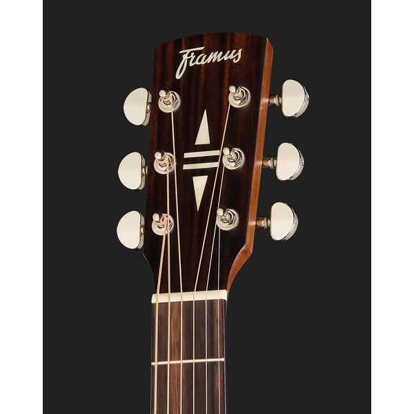 Framus Legacy FF 14 SC Folk