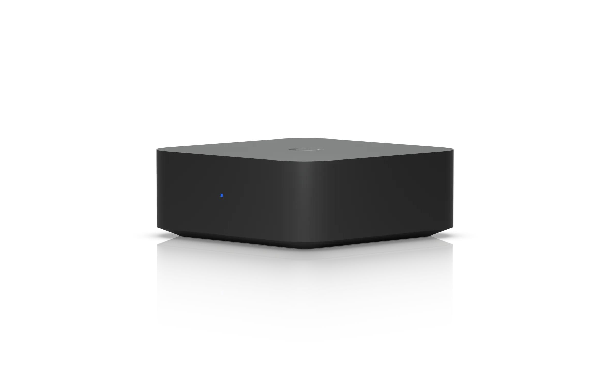 PoE Audio Port Schwarz<br>Ein digitaler Audiostreamer mit ultrakompaktem, vielseitigem Design und einem intuitiven Steuerungssystem, das mehrere Musik-Streaming-Dienste und skalierbare Mehrzonen-Installationen unterstützt