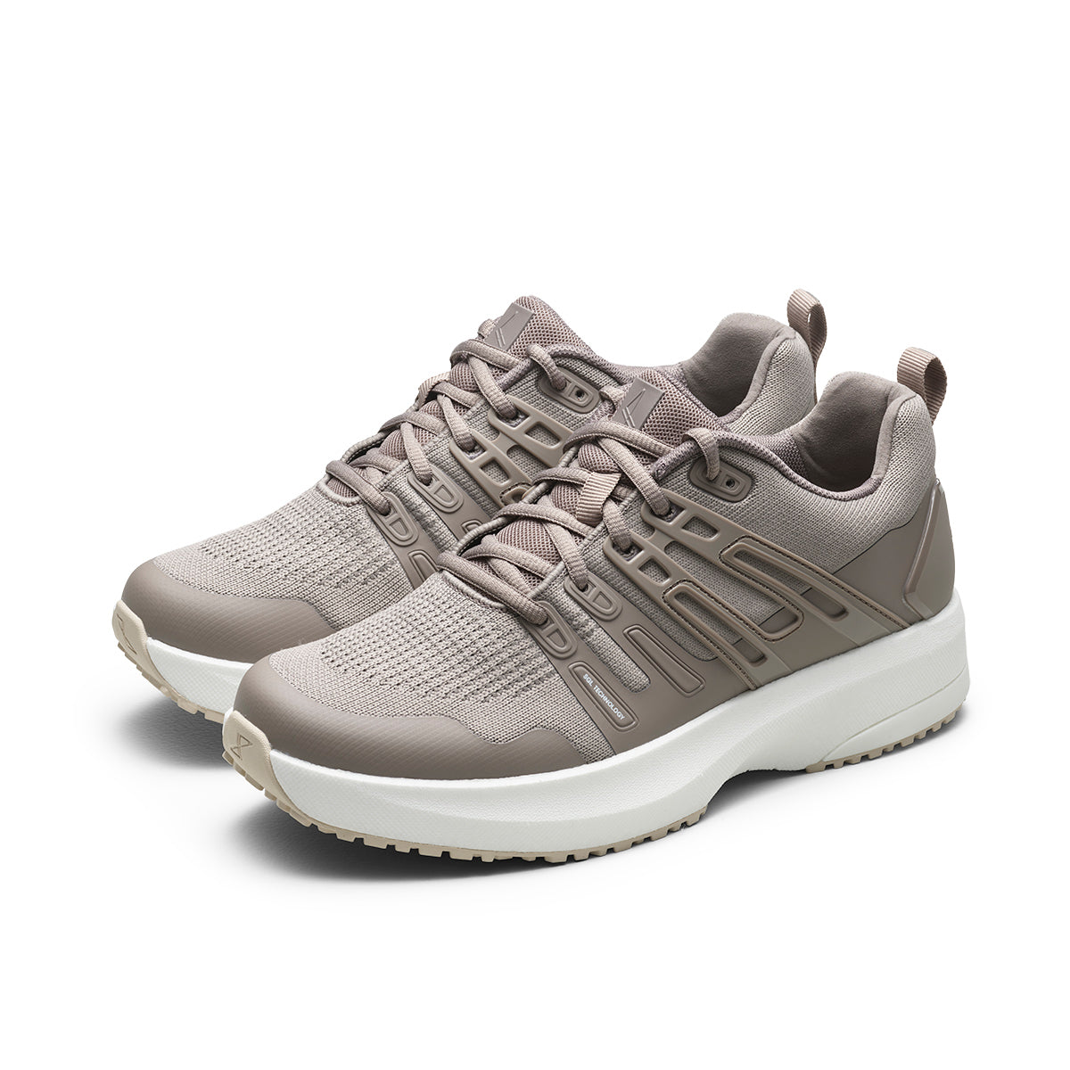 Advance Lite Lett, luftig og stilren sneaker