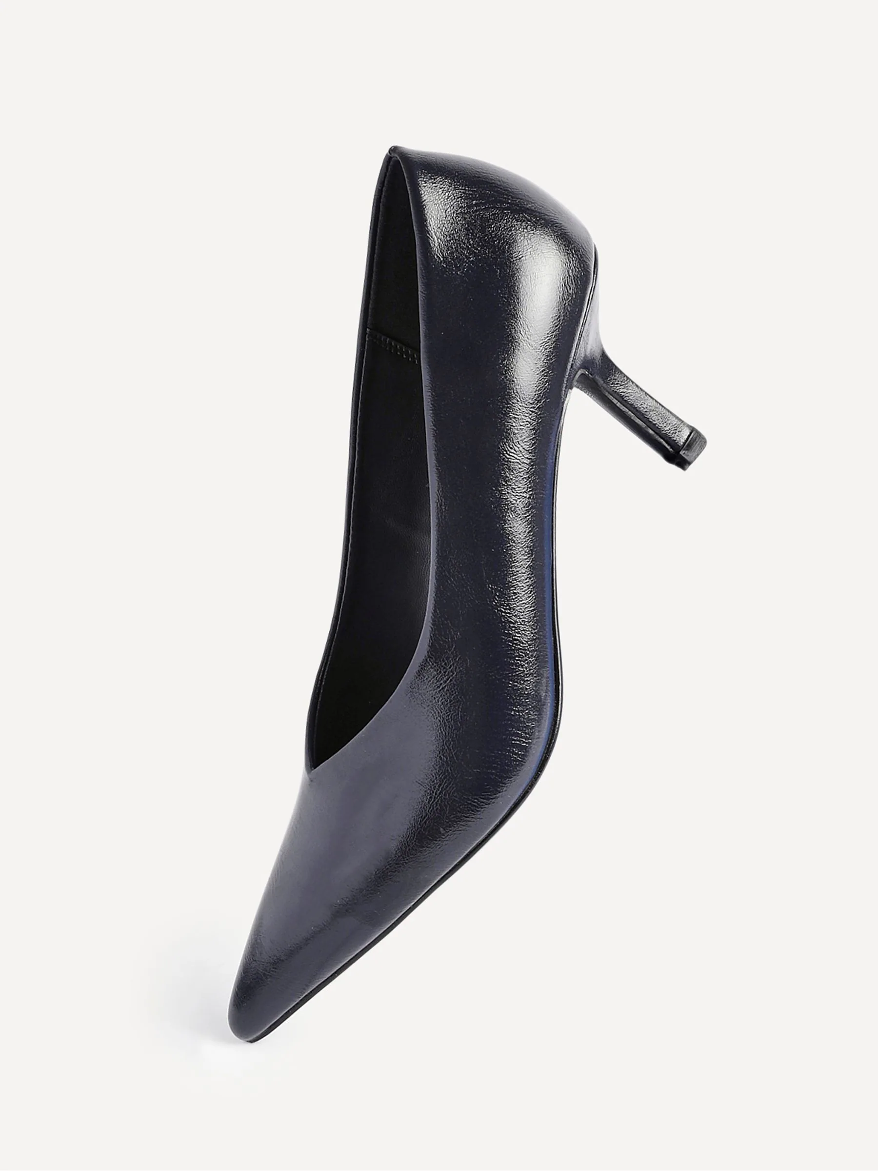 Blauw - Linzi Bellamy V-Shaped Closed Toe Court Heels