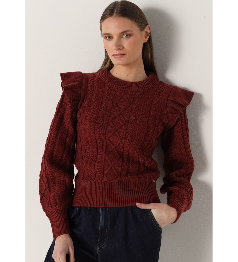 Blusa Lois de malha com gola redonda e babados nos ombros, cor bordô.