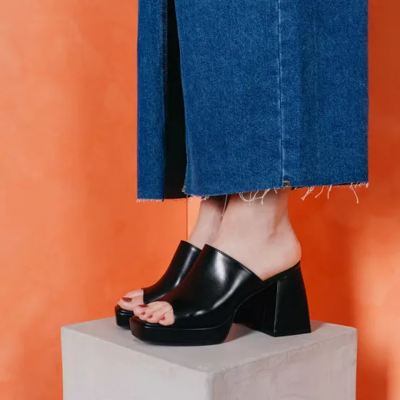 Mules NOIR MERRY SCOTT