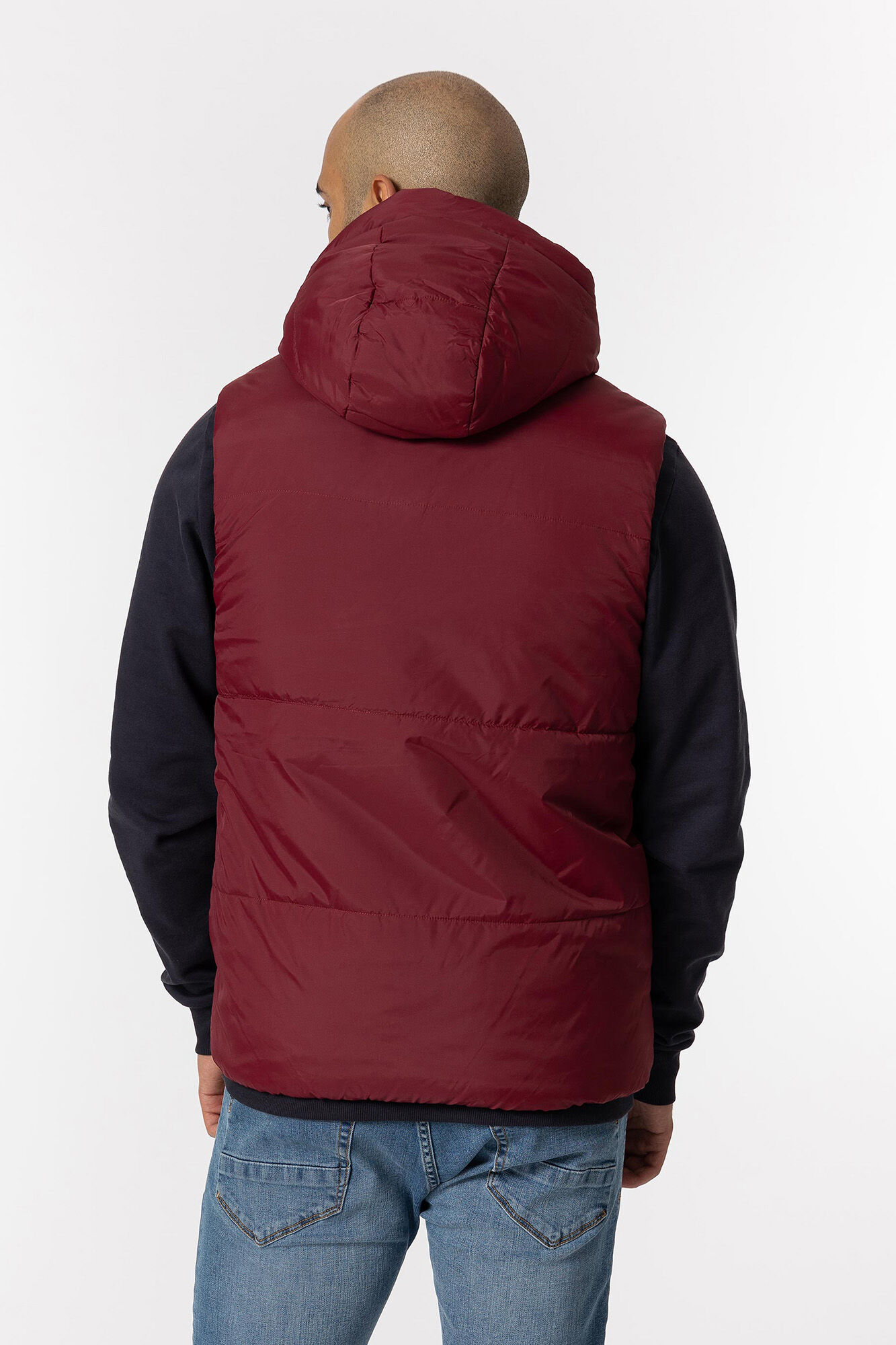 Colete acolchoado com capuz reversível