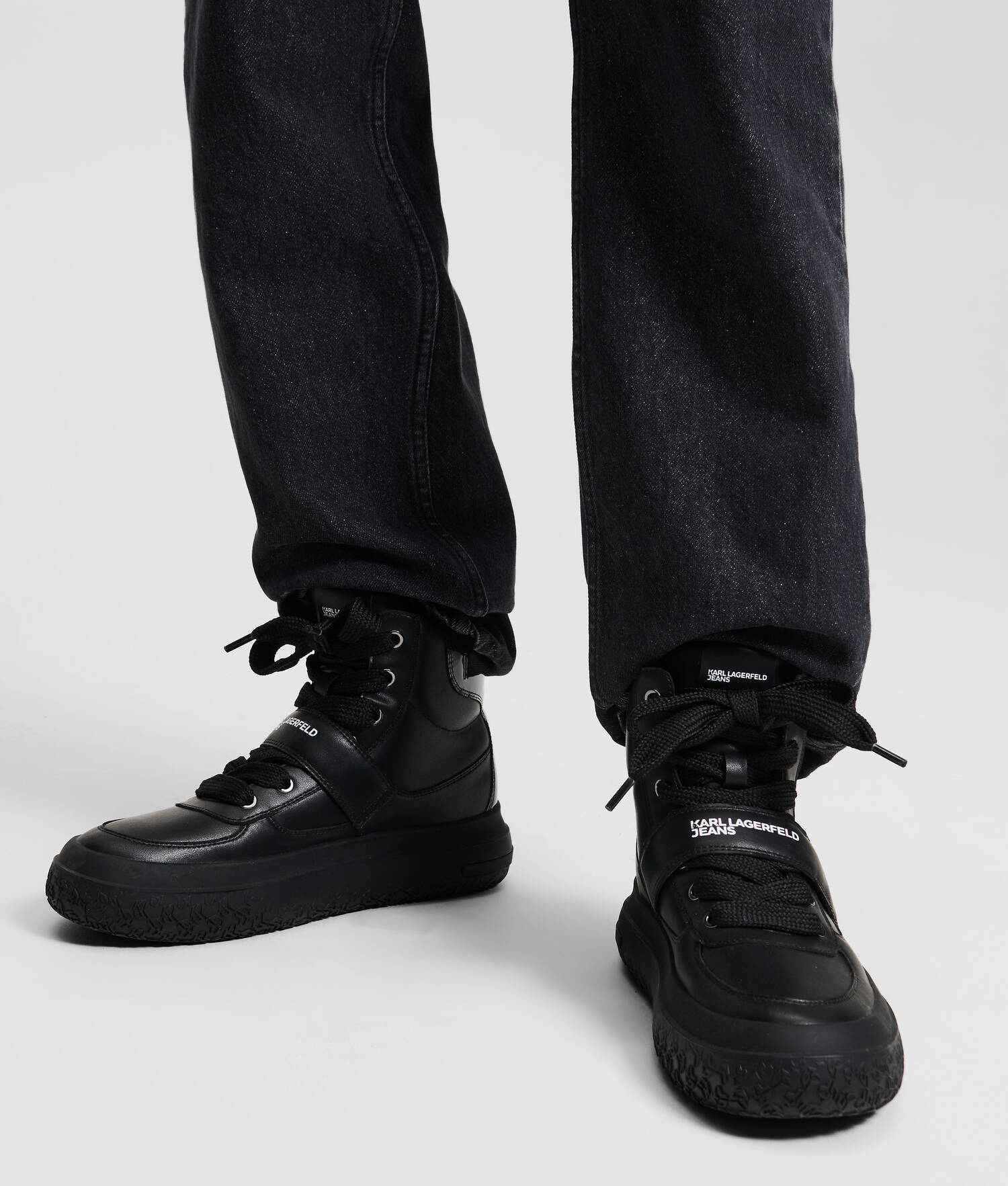 BASKETS MONTANTES KLJ KUP