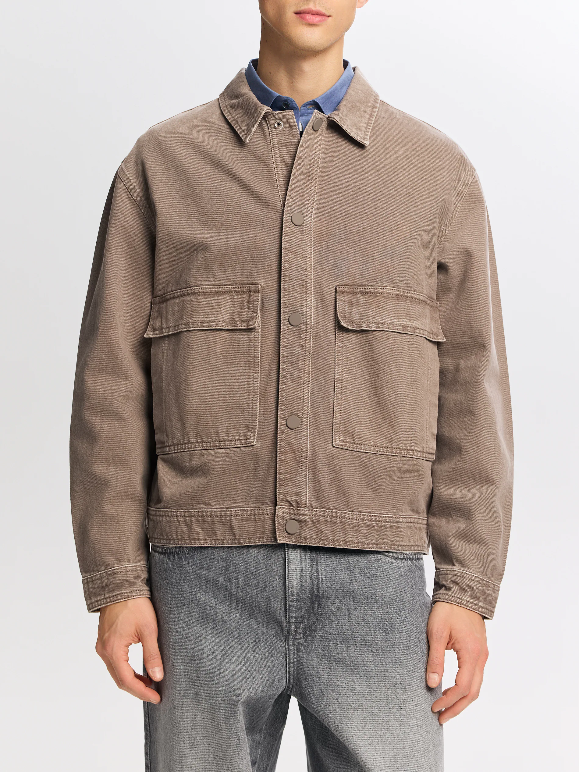 Verblasste Jeansjacke