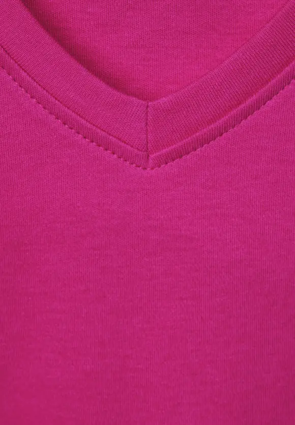 Basic V-Neck Shirt - smell of rose