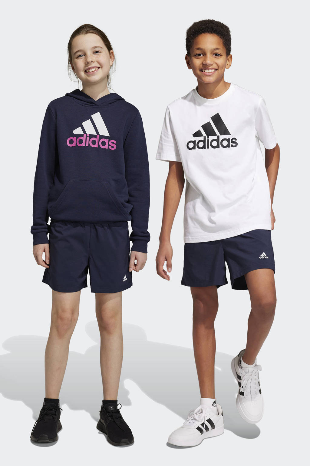 adidas regular fit short met logo donkerblauw