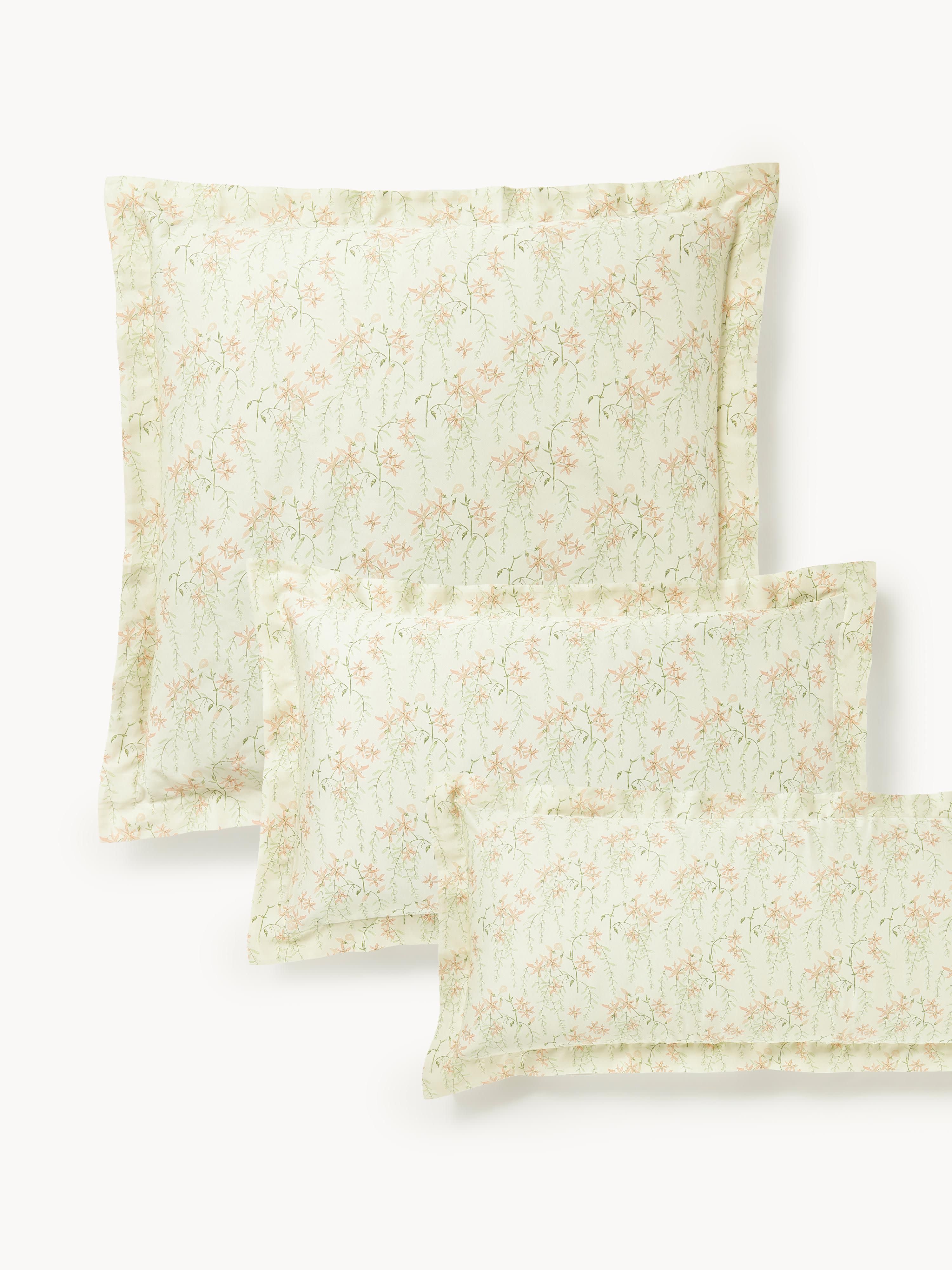 Katoensatijnen kussenhoes Leticia met bloemenprint