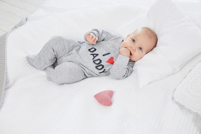 KIDSWORLD Schlafoverall »2er Schlafoveralls: I love Mummy / I love Daddy« Packung, 2, 2 Stk. aus Bio-Baumwolle, Baby-Overalls