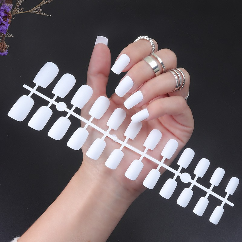 (24er Set) Finger Kunstnägel Press On Nails für die Maniküre Matt - Weiss