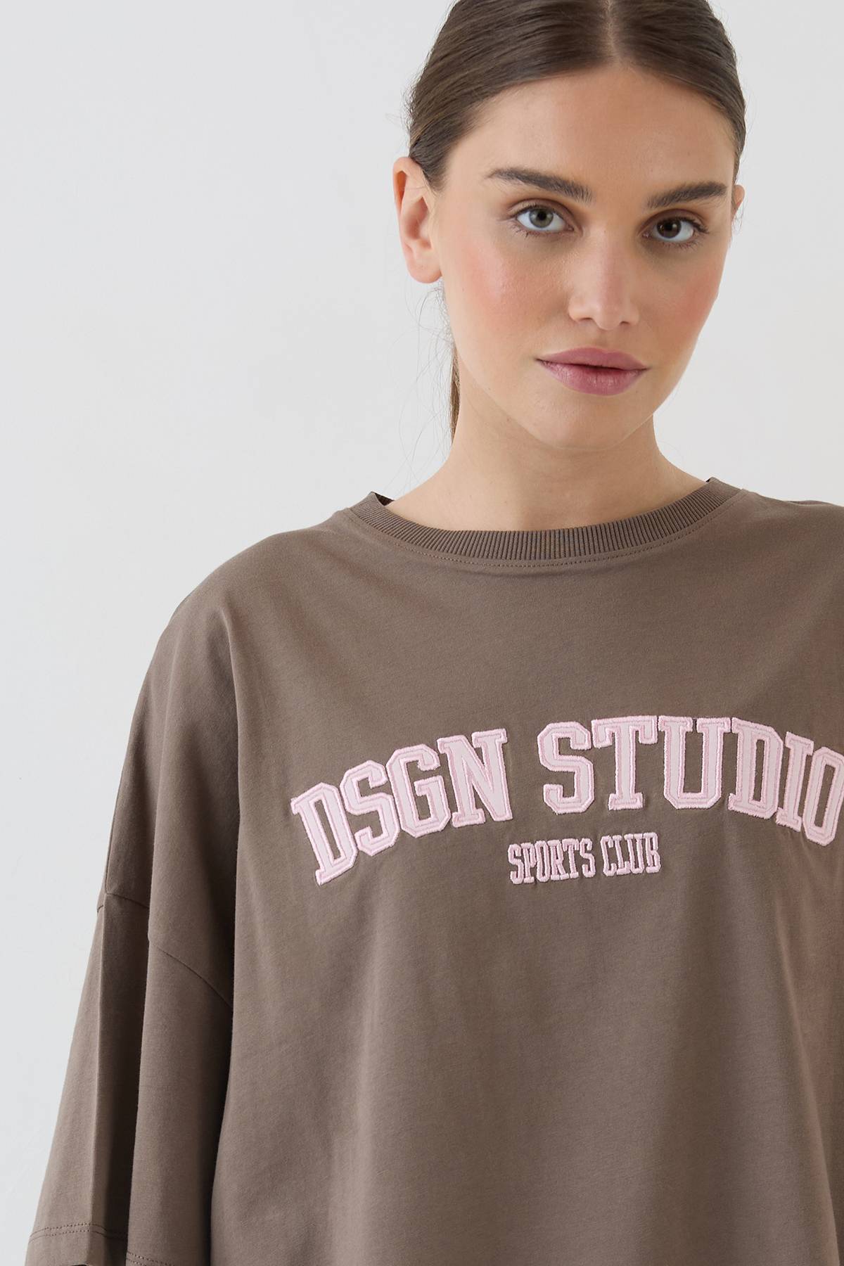 T-shirt Oversize À Appliqué Dsgn Studio