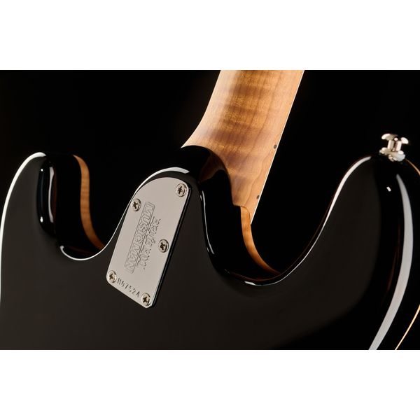 Music Man Sabre HT Honey Bear