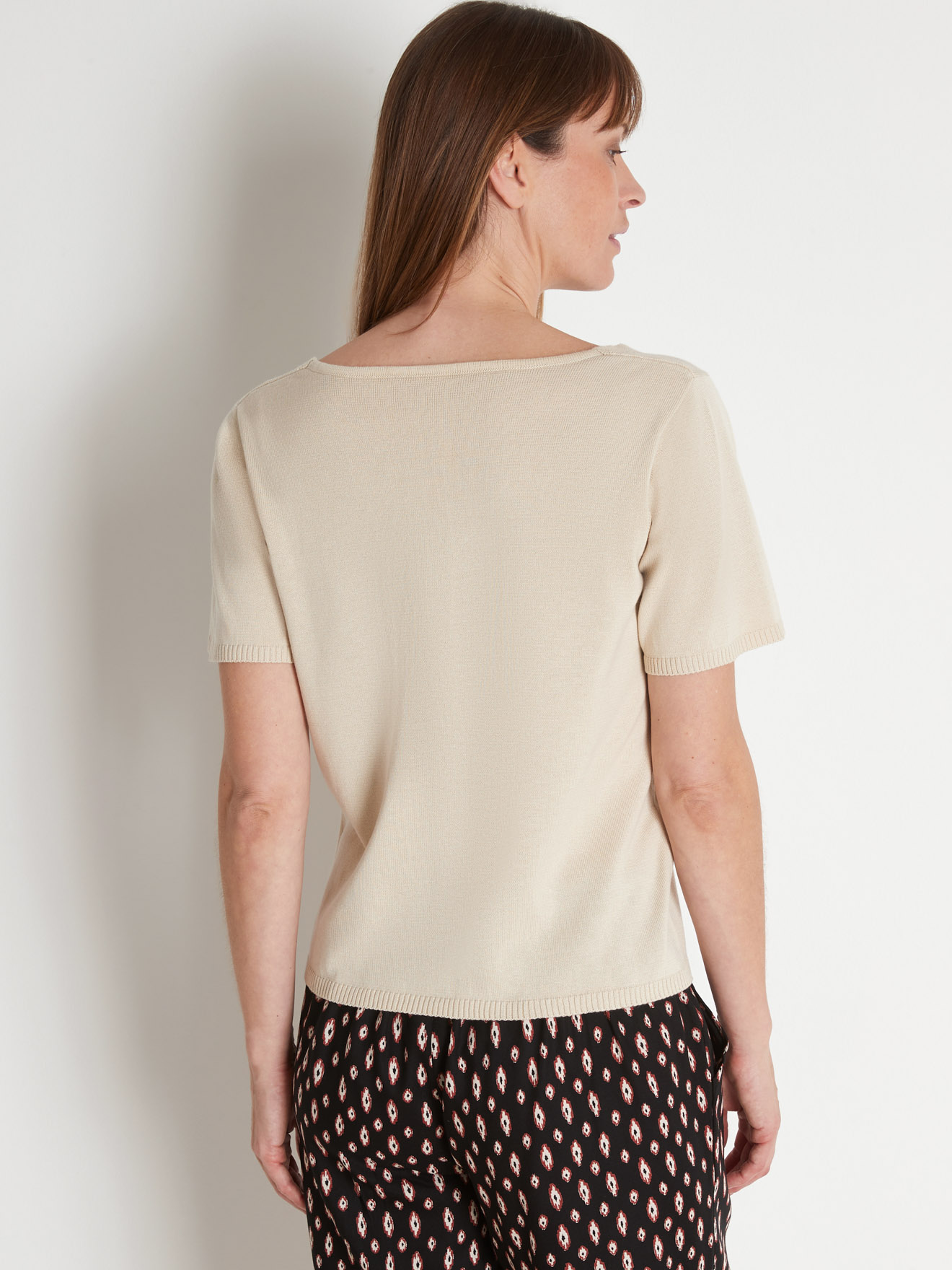 Pull col V manches courtes