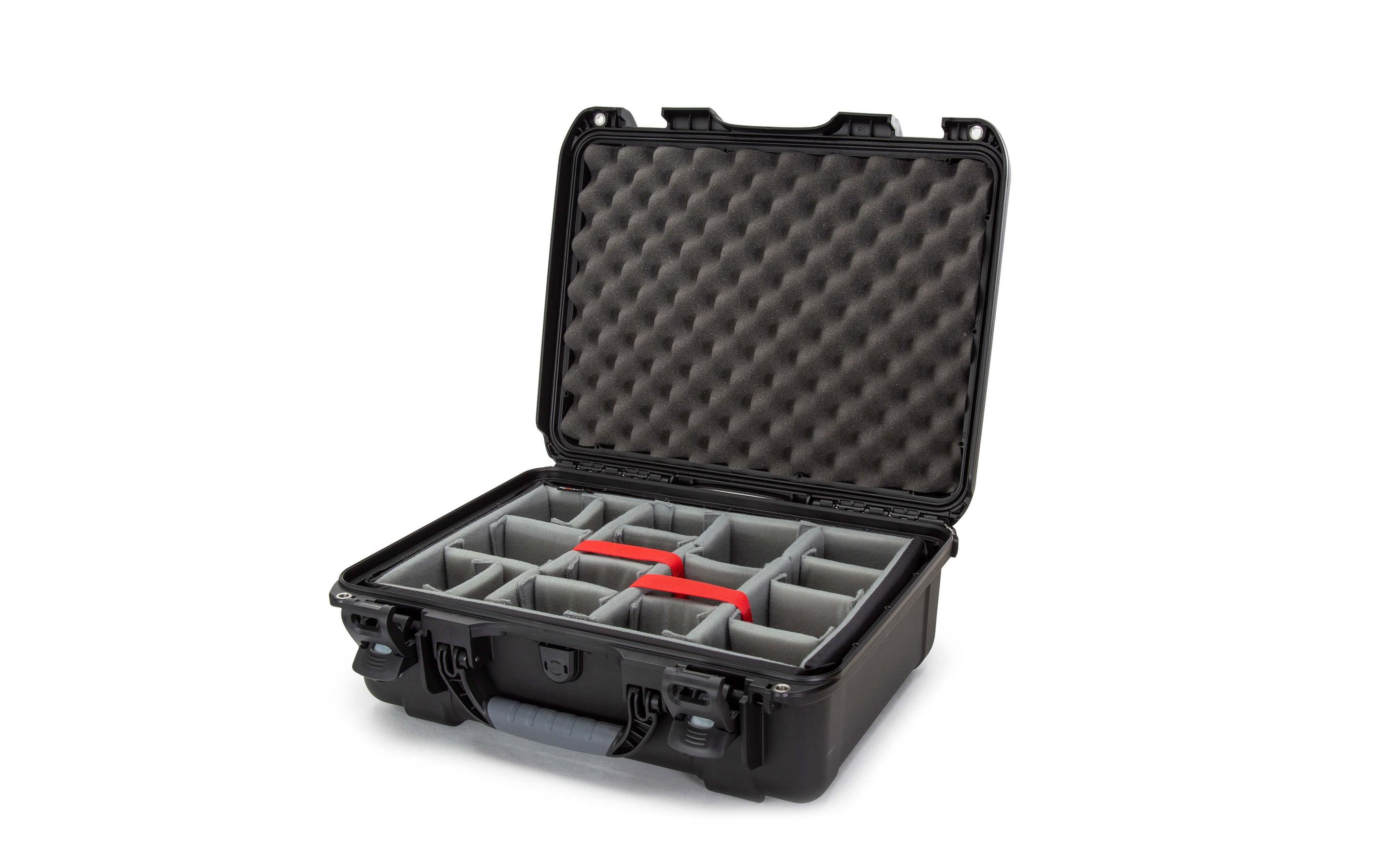 Kunststoffkoffer 930 - mit Trennwand Schwarz<br>Leichter, wasserdichter und robuster Hartschalenkoffer mit Trennwand