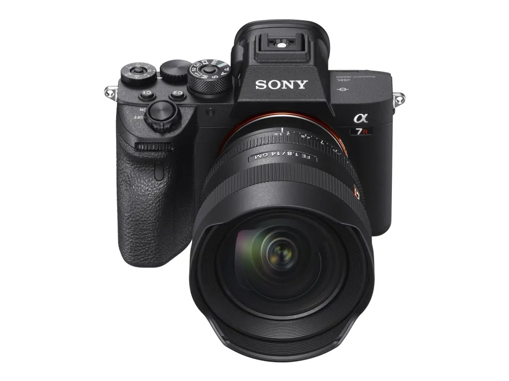 Sony G Master SEL14F18GM - Vidvinkel objektiv - 14 mm - f/1.8 FE GM - Sony E-mount - for Cinema Line; a VLOGCAM; a1; a1 II; a6700; a7 IV; a7C; a7C II; a7CR; a7R V; a7s III; a9 III
