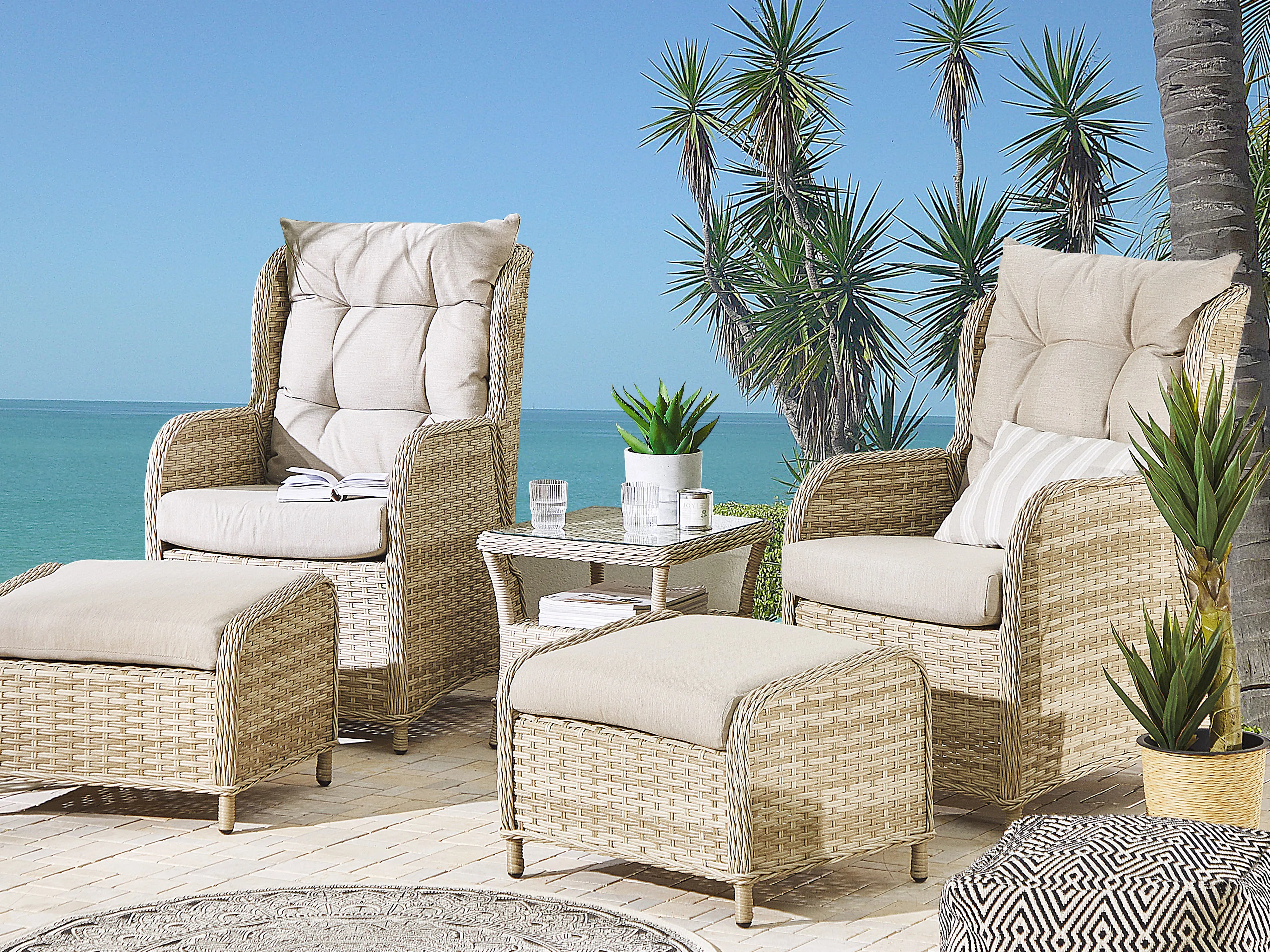 Loungeset met tafel en ottomaan 2-zits PONZA PE rotan Beige