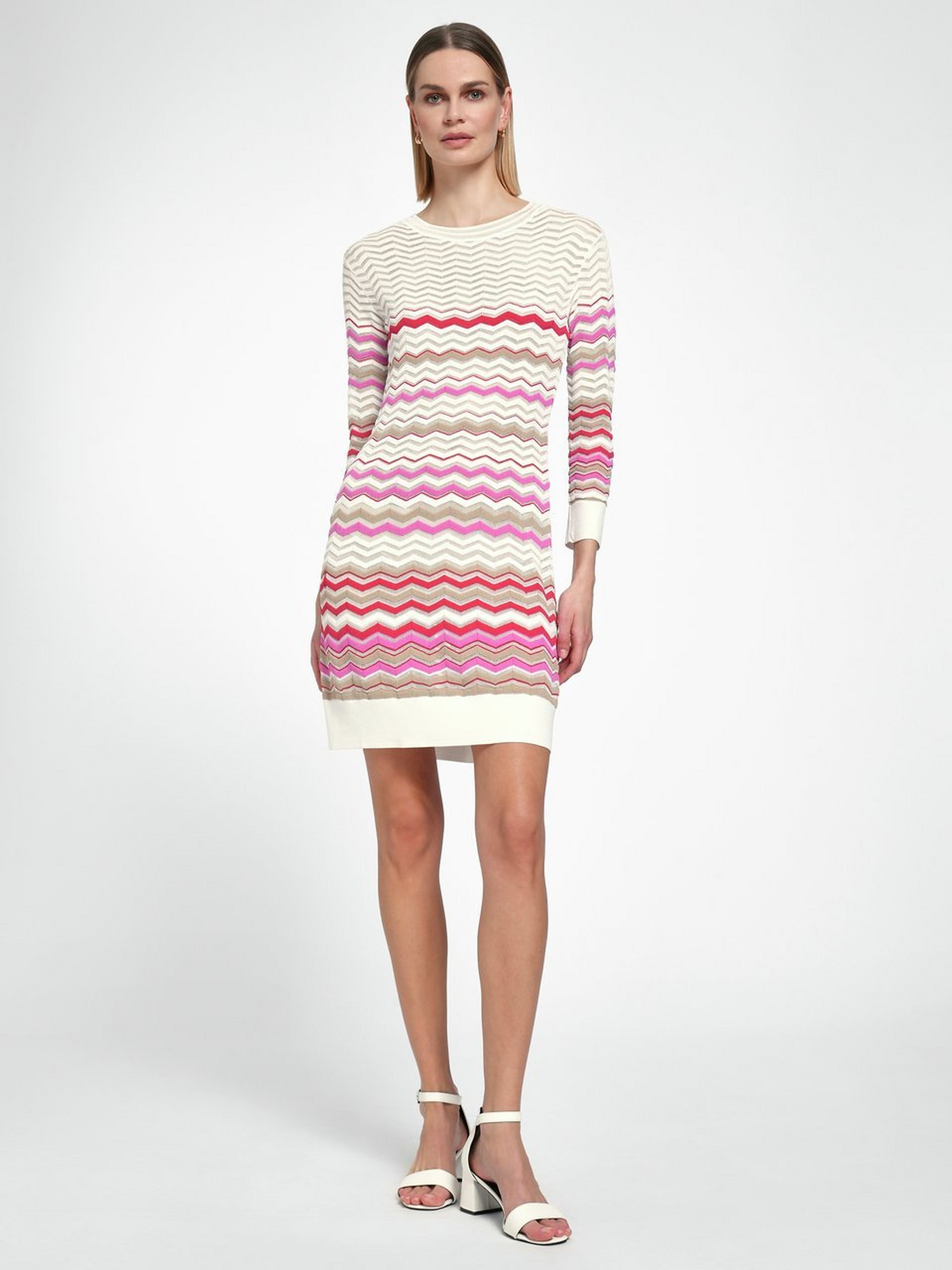 Strickkleid mit 3/4-Arm
