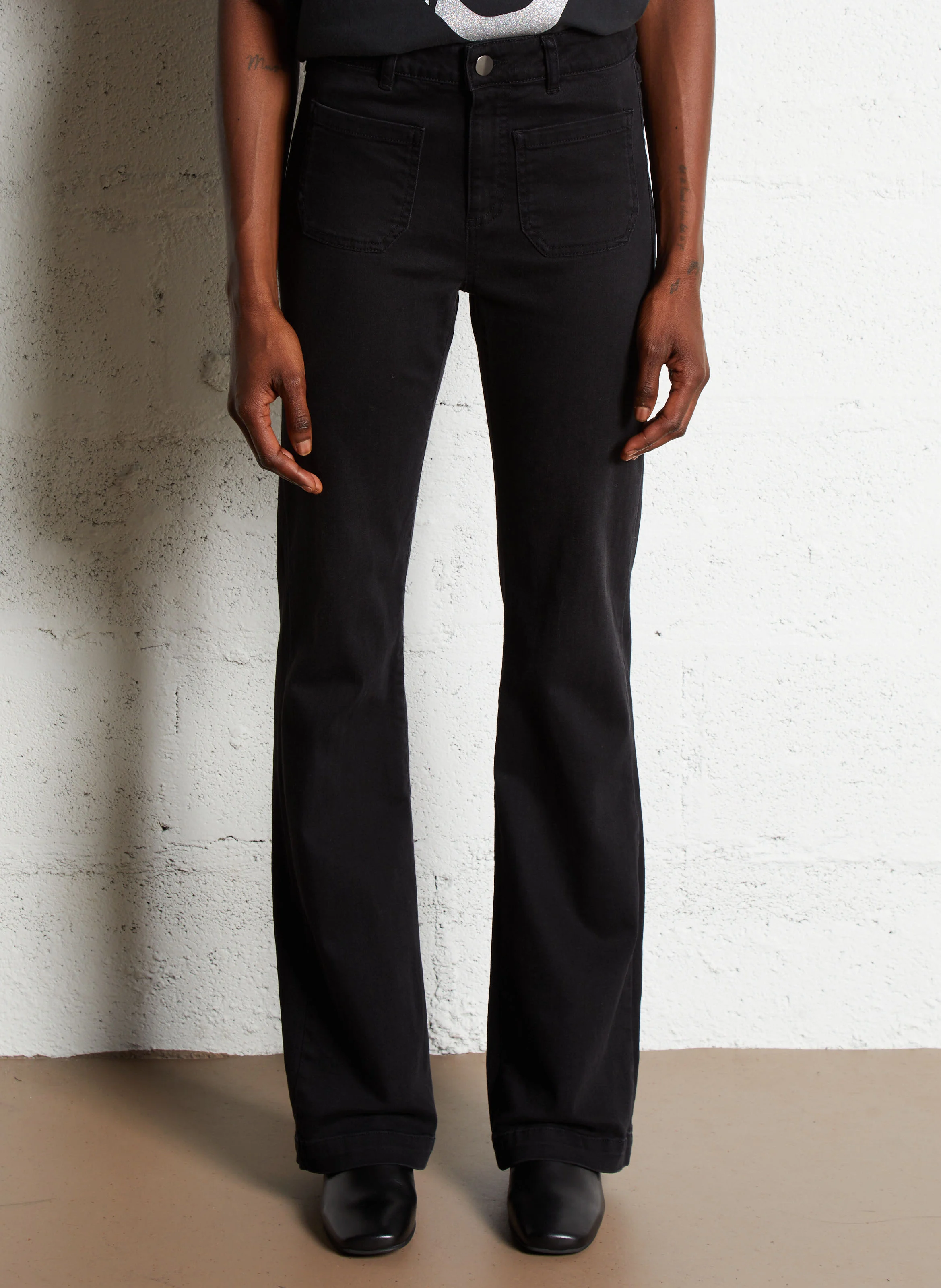 LOLA - Pantalon flare en coton mélangé | Noir