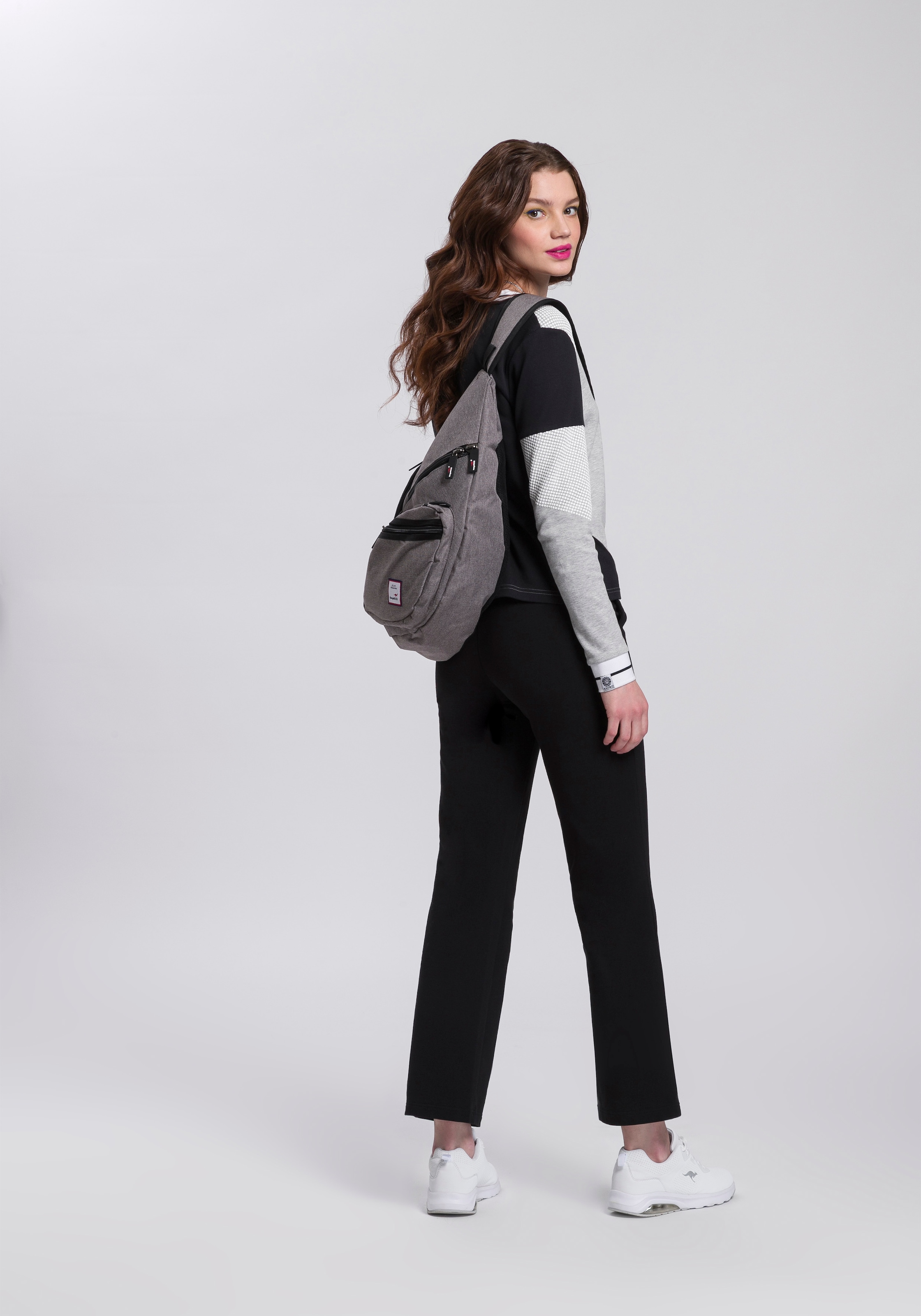 KangaROOS Sweatshirt , Langarm,  figurbetonte Passform,  Colourblocking,  aus Baumwolle