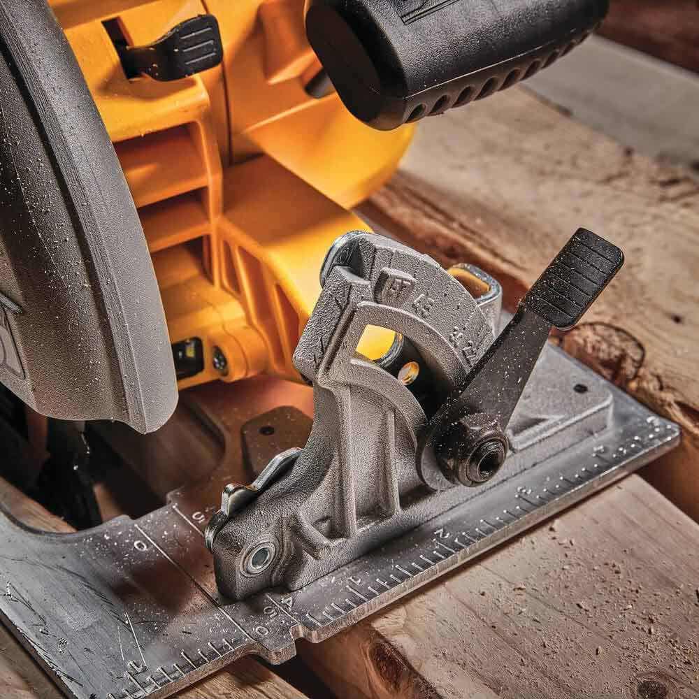 Kit de serra circular DEWALT 18V sem escova XR FLEXVOLT Advantage 6.0AH DCS573T1-XE