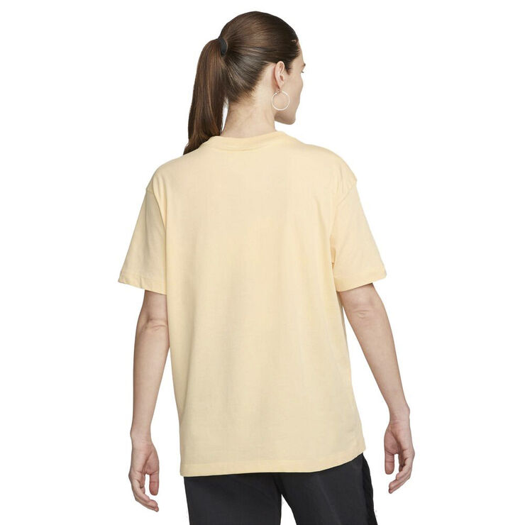 Nike Sportswear T-shirt Gul