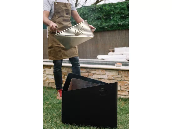 Krak Brasero à bois + grille 79x69cm - levant + grille noir