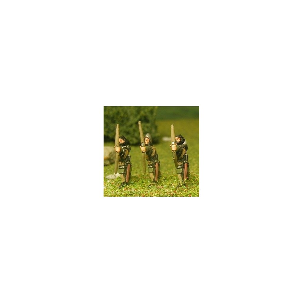 Medium Bowmen in assorted helmets