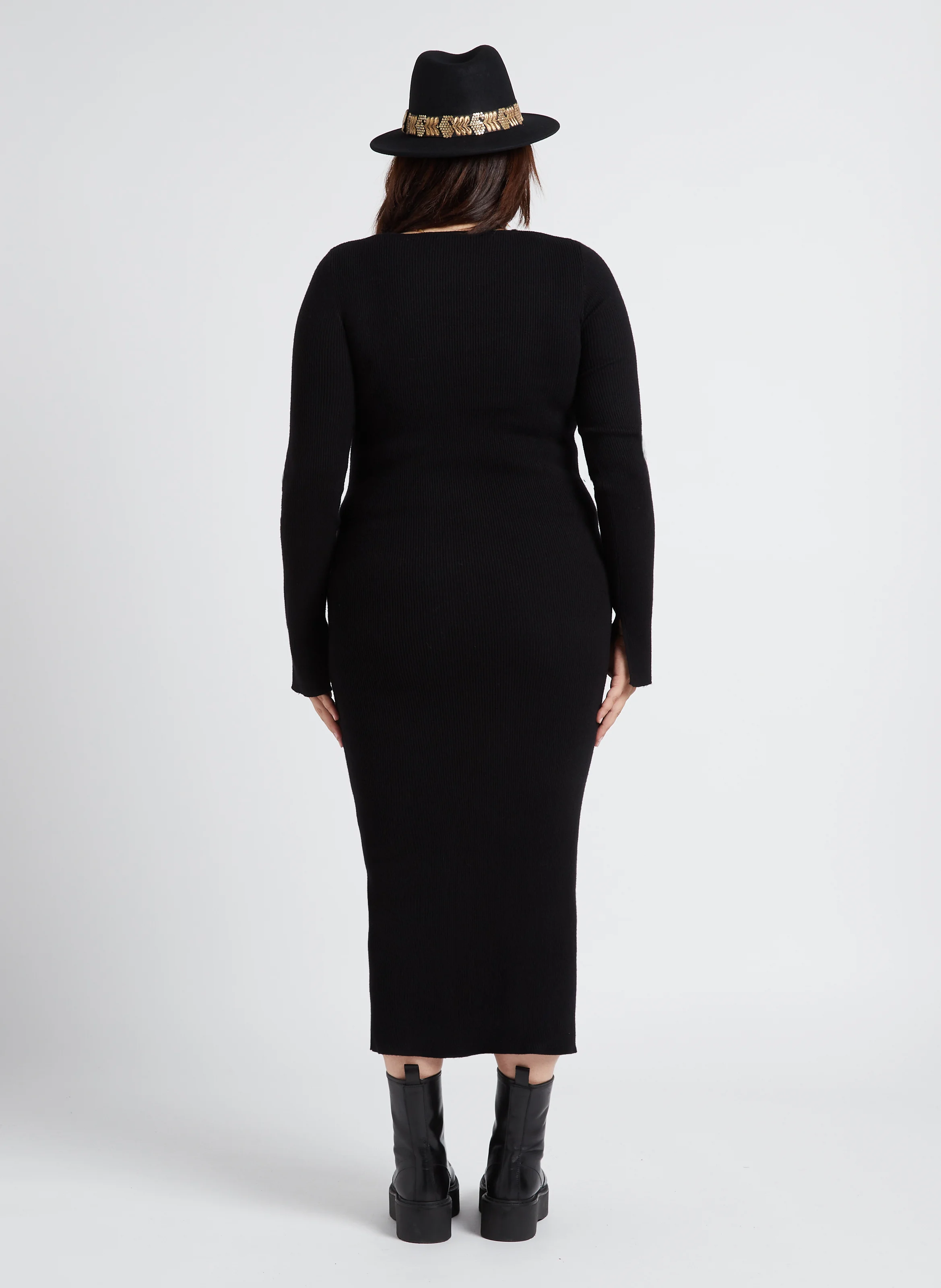 Robe longue col rond en maille côtelée| Noir