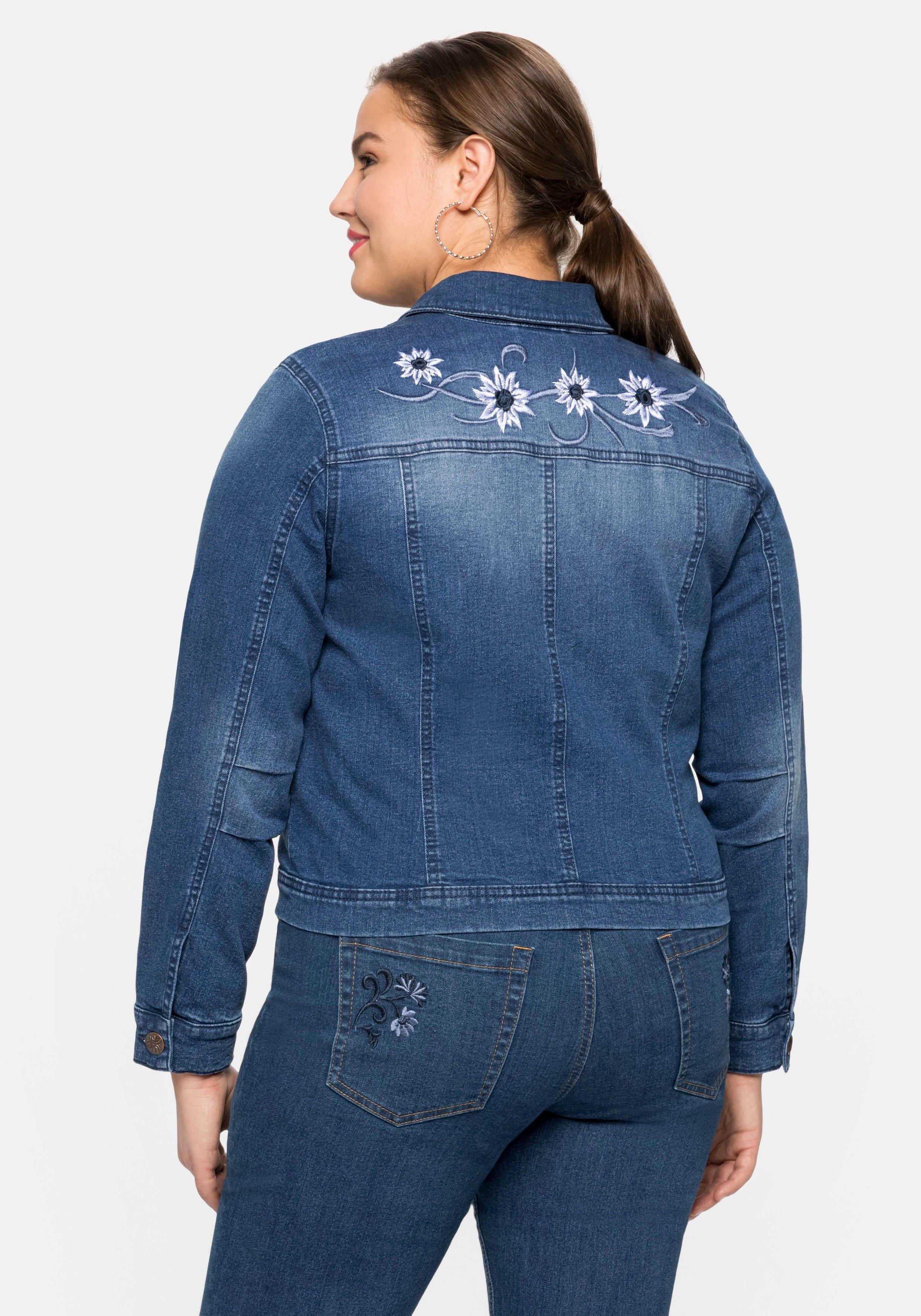 Kurze Jeansjacke mit Trachten-Stickereien