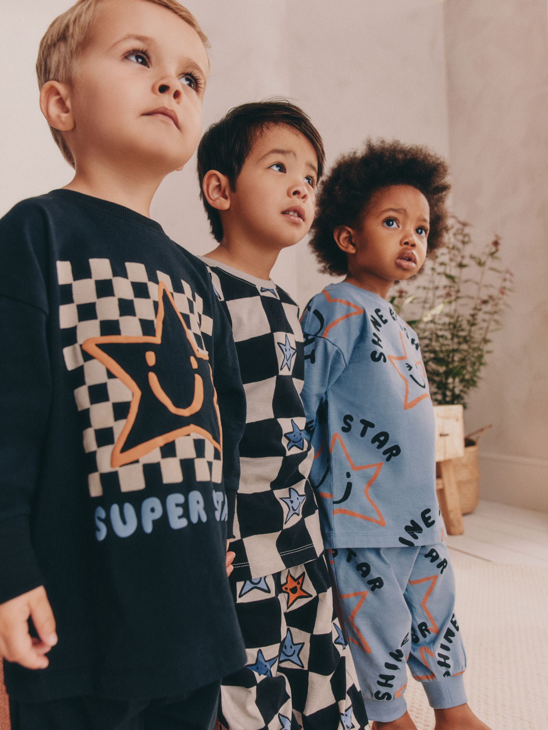Meerkleurig ster- en dambordmotief - Verpakking van 3 oversized pyjama's 3 (9mnd -10jr)