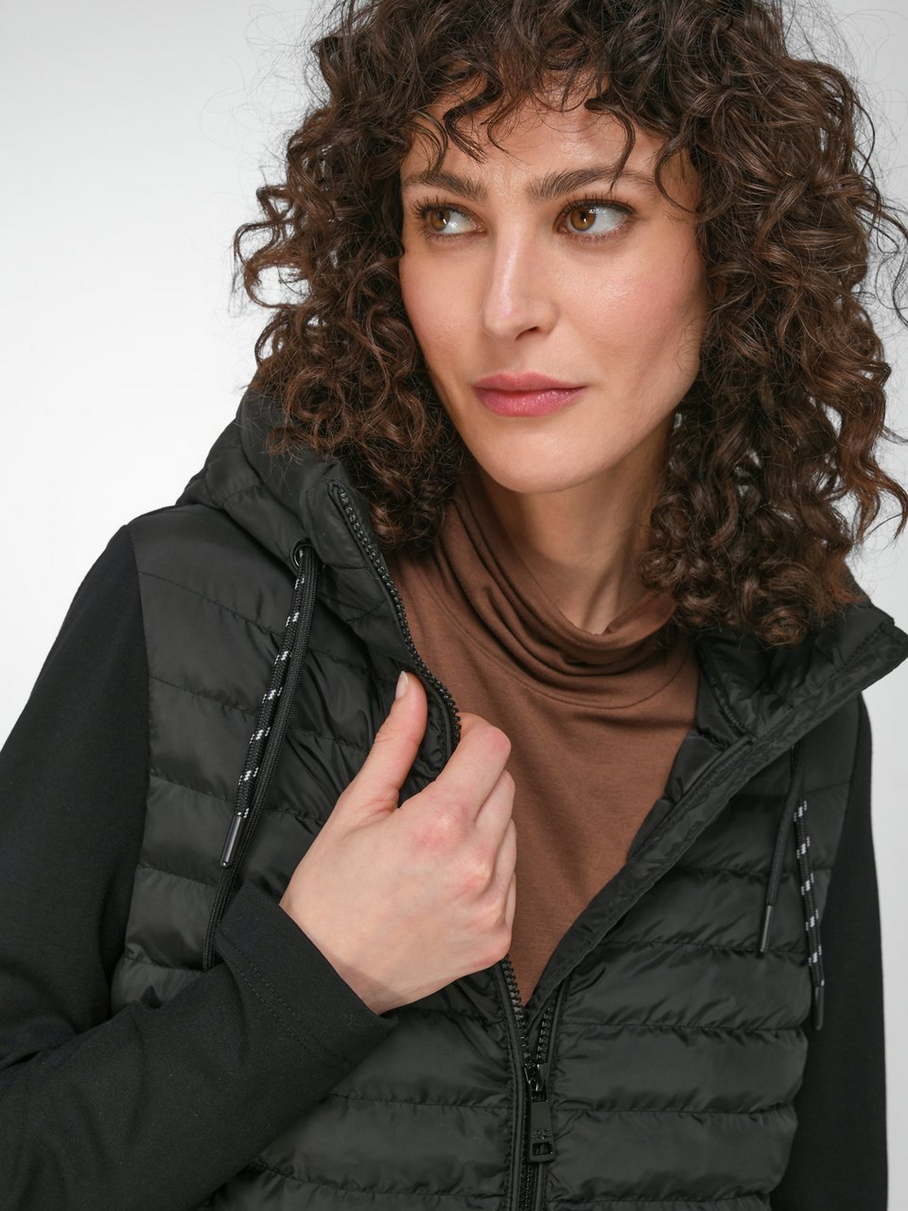 Jacke mit Kapuze