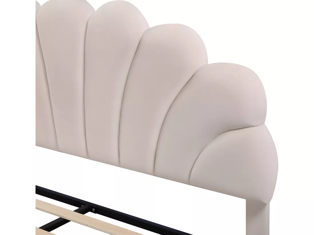 Lit coquillage en velours 