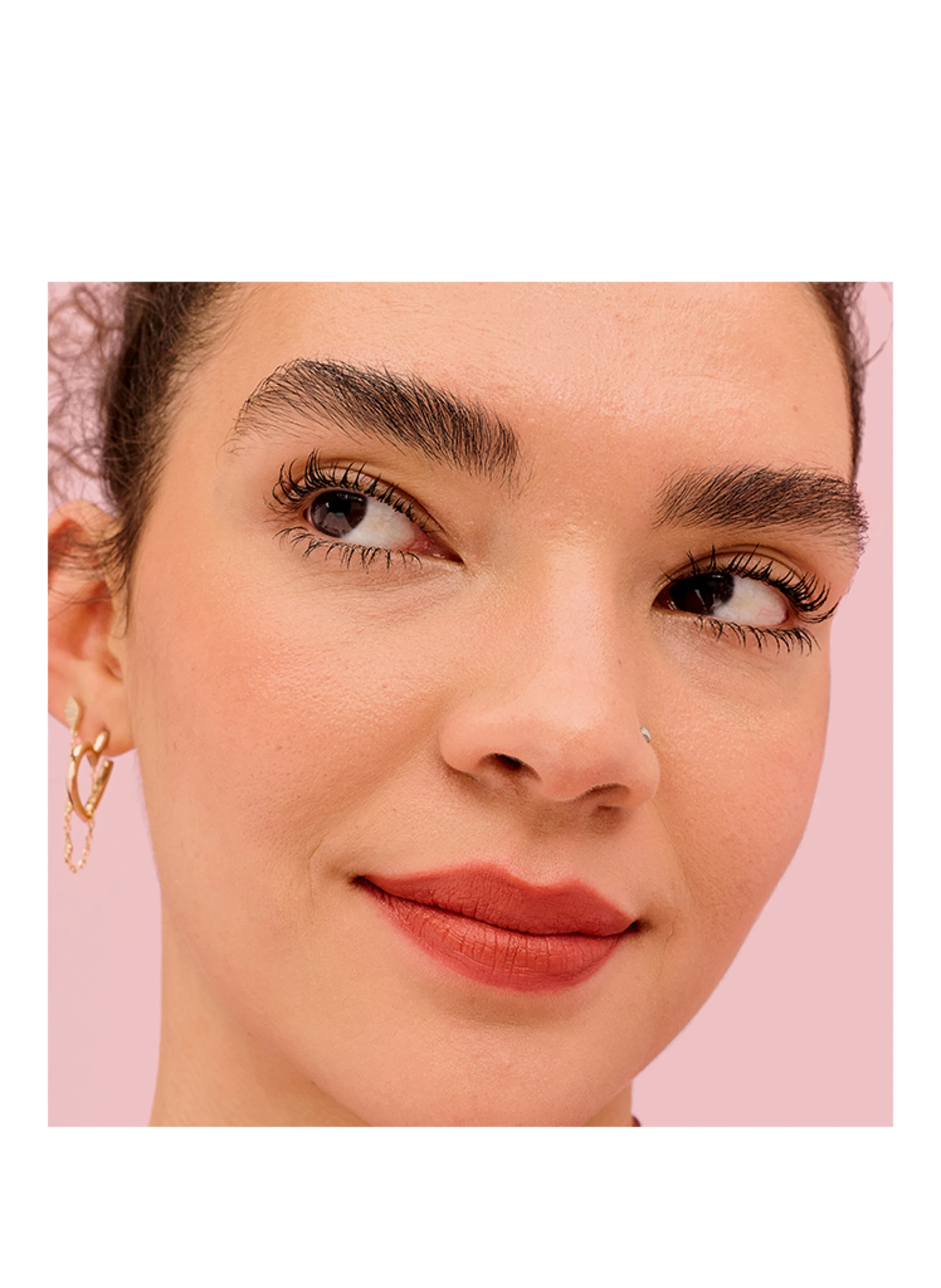 benefit PLUSHTINT