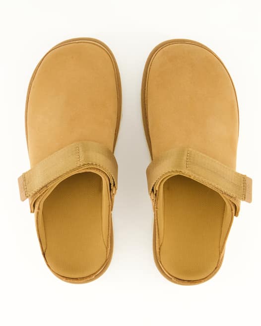 UGG W GOLDENSTAR CLOG Pantoletten in Braun