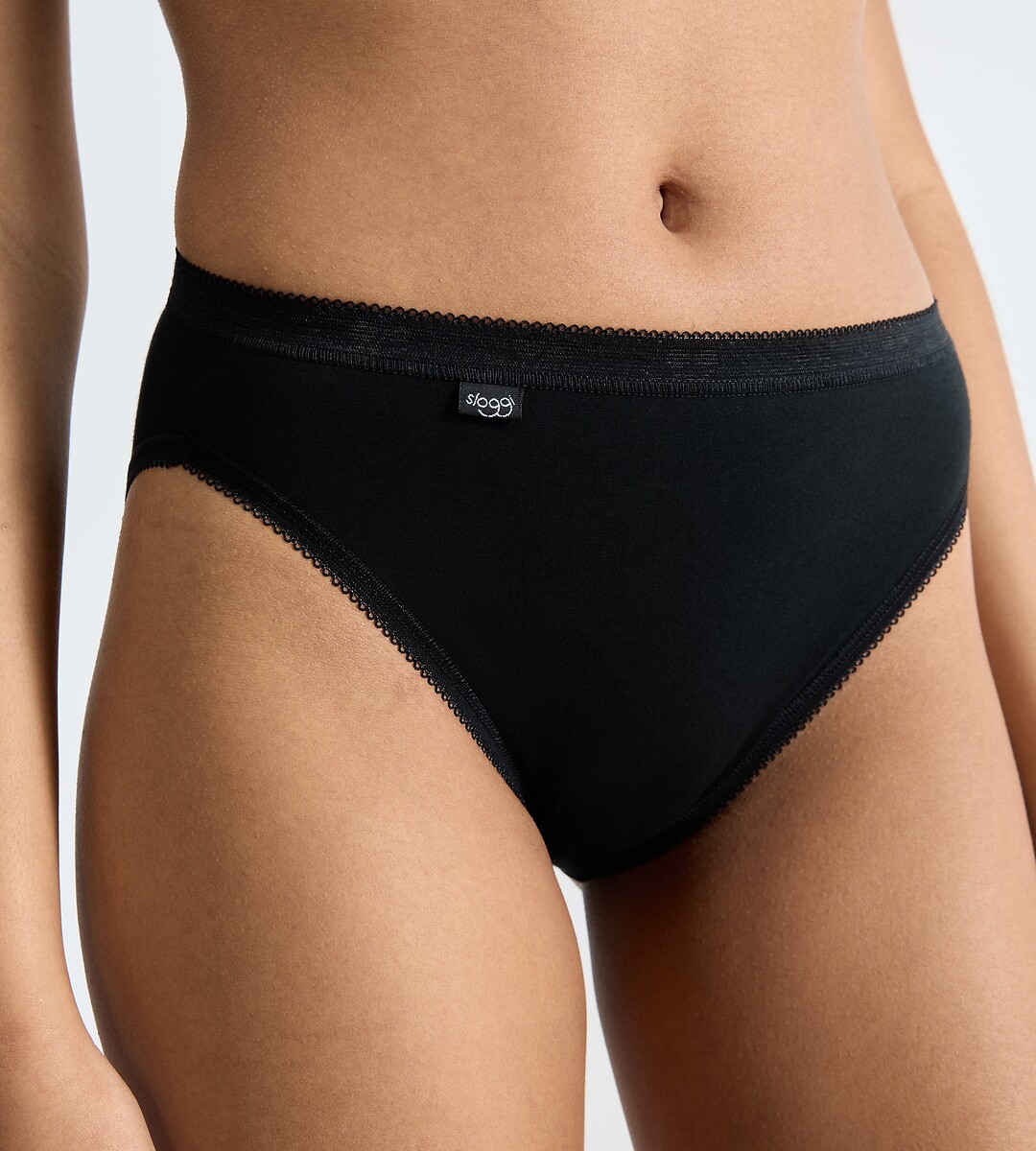 SLOGGI<br>Cuecas recortadas Basic + (conjunto de 4)
