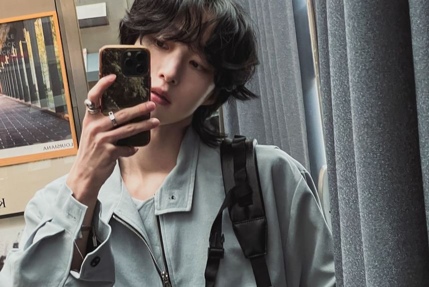 SeoulPop - Effen cropped jack met rits
