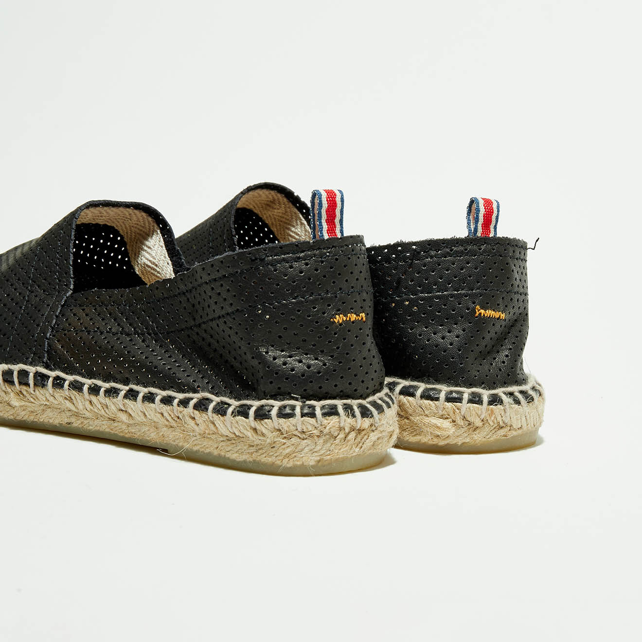 Castaner Espadrilles en Cuir ajouré Pablo noires