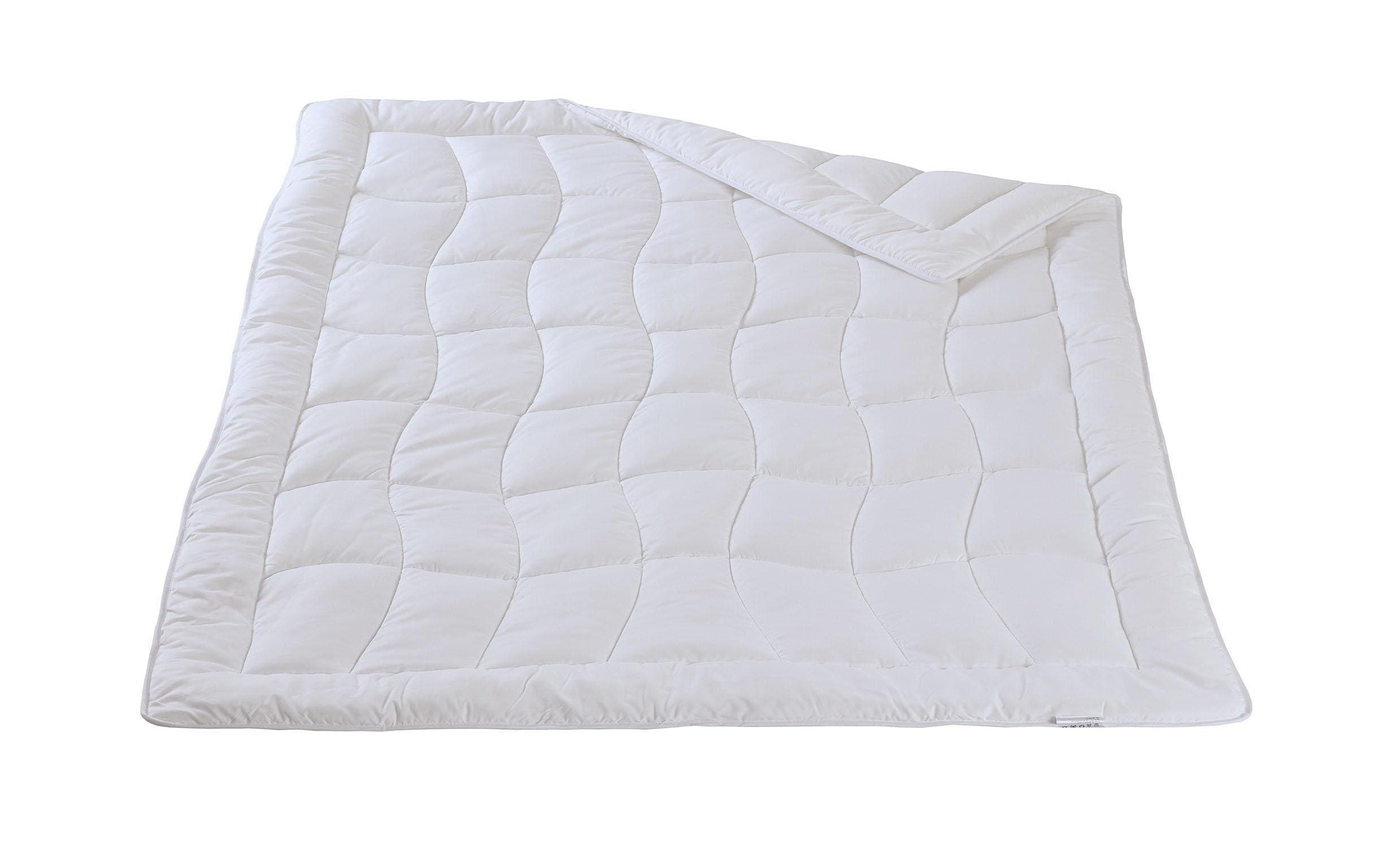 Duvet Lobelia Sanitized Leicht, Ganzjahr, 160 x 210 cm<br>SANITIZED – Der umfassende Hygieneschutz für gesunden und erholsamen Schlaf