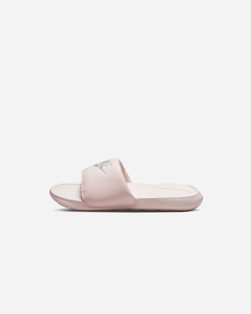 Claquettes Nike Victori One pour femme