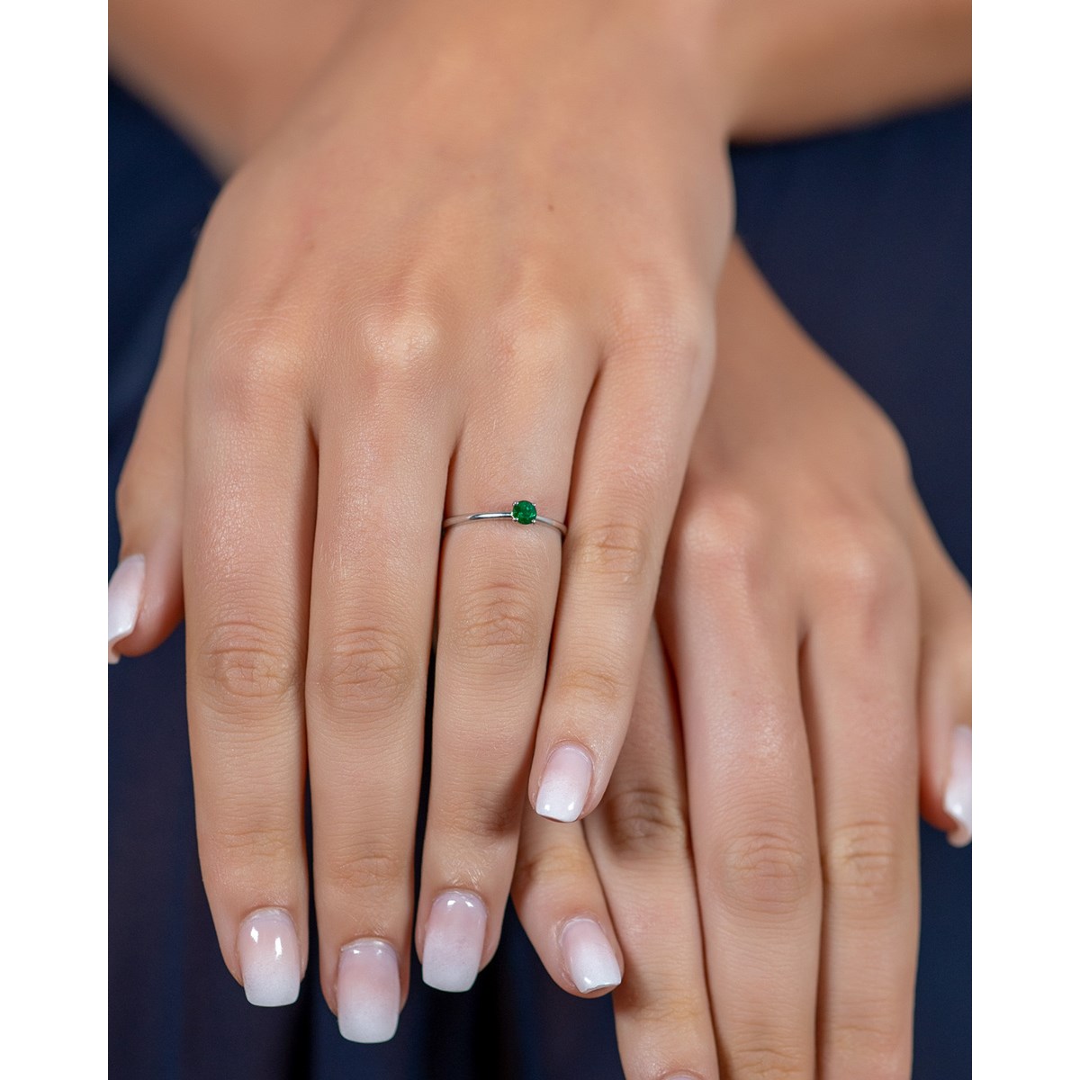 Bague ADEN Solitaire Or 585 Blanc Emeraude 1.59grs