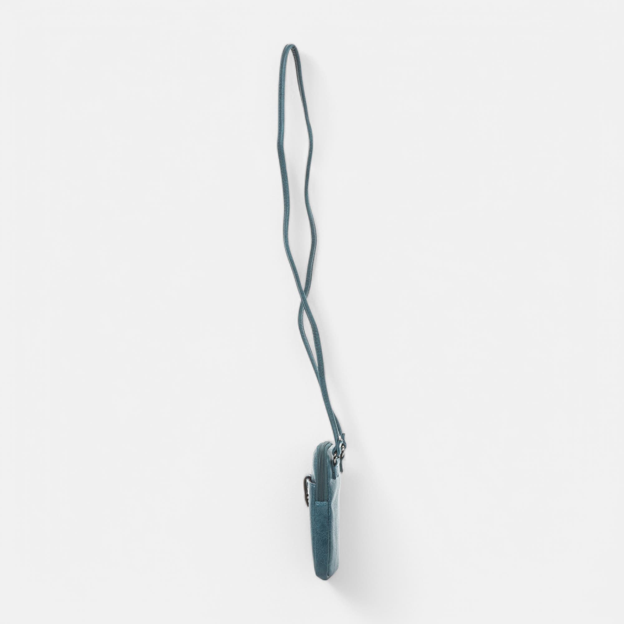 Pochette pour téléphone bleu