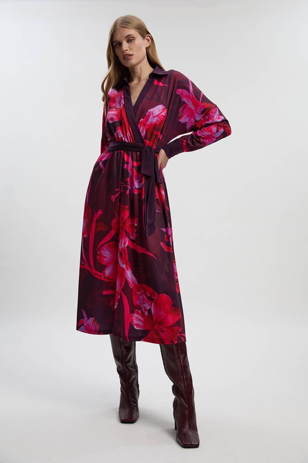 KarenMillen Robe Longue en Crêpe à Imprimé Floral avec Ceinture Nouée